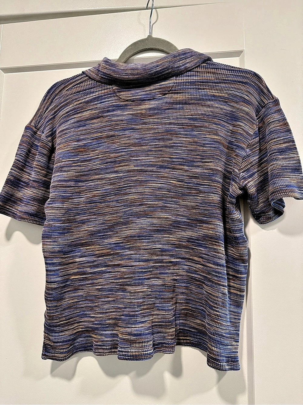 JHANEBARNES Abstract Short Sleeve Top in Blue & Brown - Picture 2 of 4